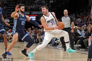 中发挥极为 中发挥极为