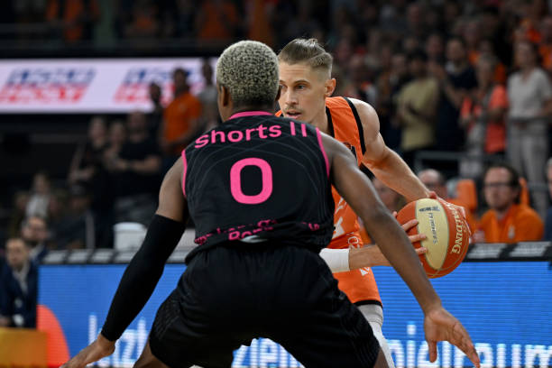 欧洲俱乐部 欧洲俱乐部