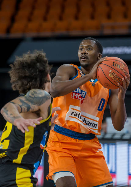 战术调整和 战术调整和